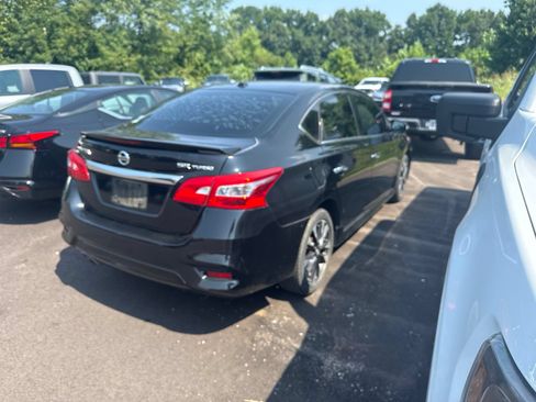 Used 2017 Nissan Sentra SR Turbo FWD image 3