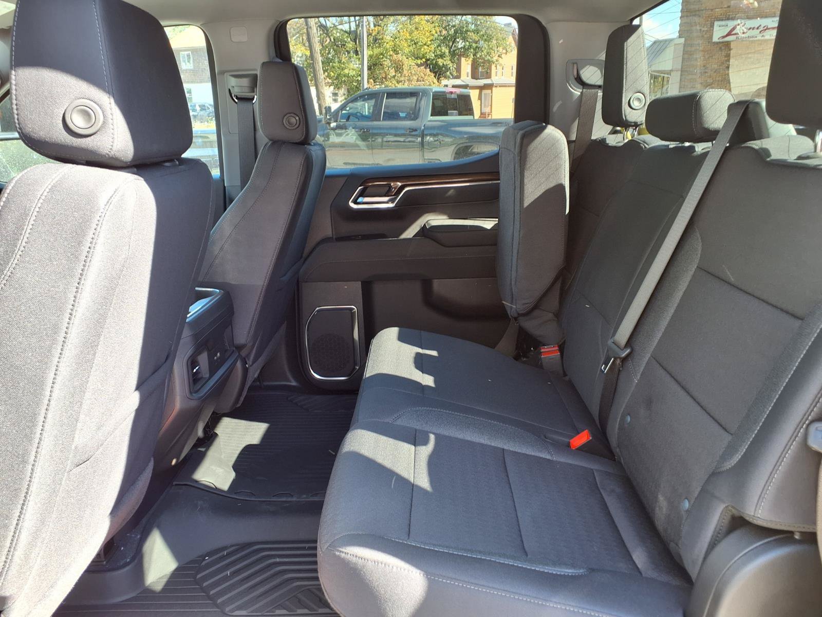 New 2026 Chevrolet Silverado 1500 RST w/ Z71 Off-Road Package AWD/4WD image 7