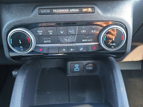 Certified 2022 Ford Escape SE w/ Convenience Package image 20