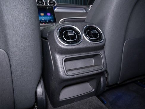 Certified 2026 Mercedes-Benz GLC 300 image 21