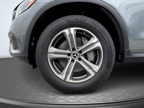 Used 2019 Mercedes-Benz GLC 300 w/ Premium Package image 8