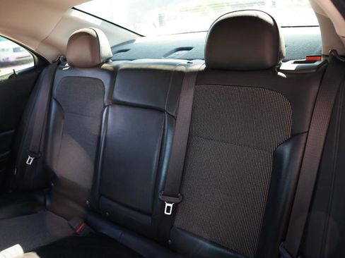 Used 2013 Chevrolet Malibu LT FWD image 6