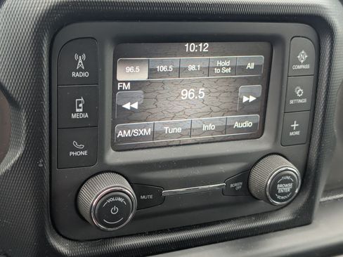 Used 2019 Jeep Wrangler Unlimited Sport S AWD/4WD image 10