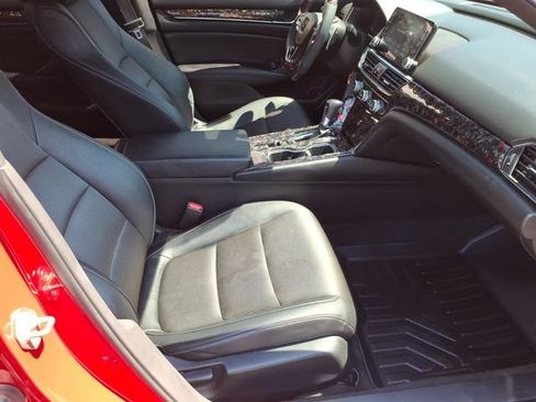 Used 2019 Honda Accord Sport image 8