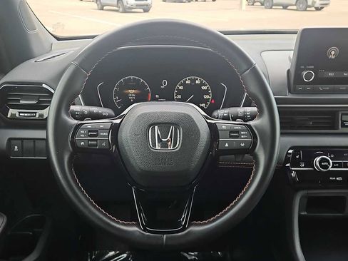 Certified 2025 Honda Pilot Sport image 11