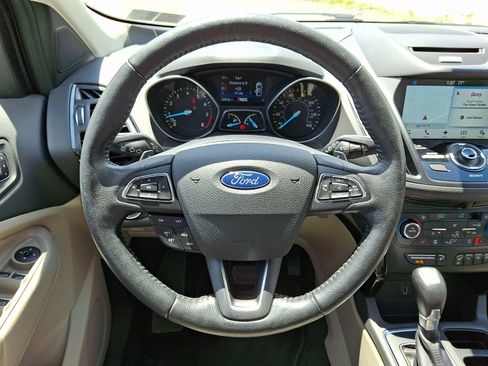 Used 2017 Ford Escape Titanium w/ Equipment Group 301A AWD/4WD image 22