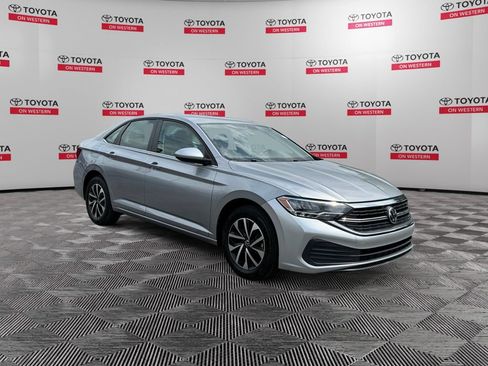 Used 2024 Volkswagen Jetta S FWD image 3