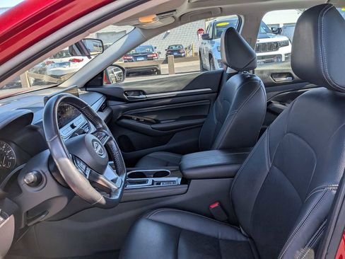 Used 2023 Nissan Altima 2.5 SL FWD image 10