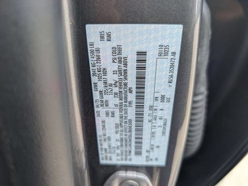 Used 2025 Ford Escape Active AWD/4WD image 34