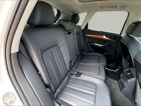 Used 2023 Audi Q5 2.0T Premium Plus w/ Premium Plus Package AWD/4WD image 29