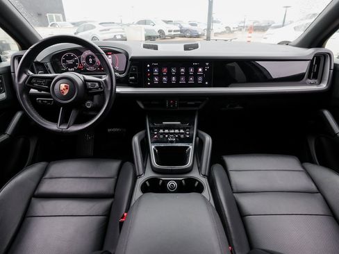 Certified 2024 Porsche Cayenne image 24