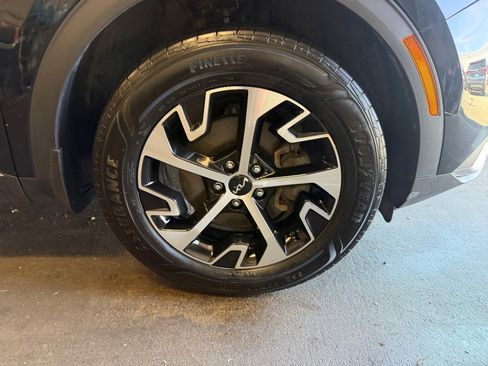 Used 2023 Kia Sportage EX AWD/4WD image 29