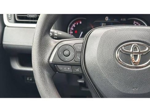 Certified 2024 Toyota RAV4 XLE FWD image 25