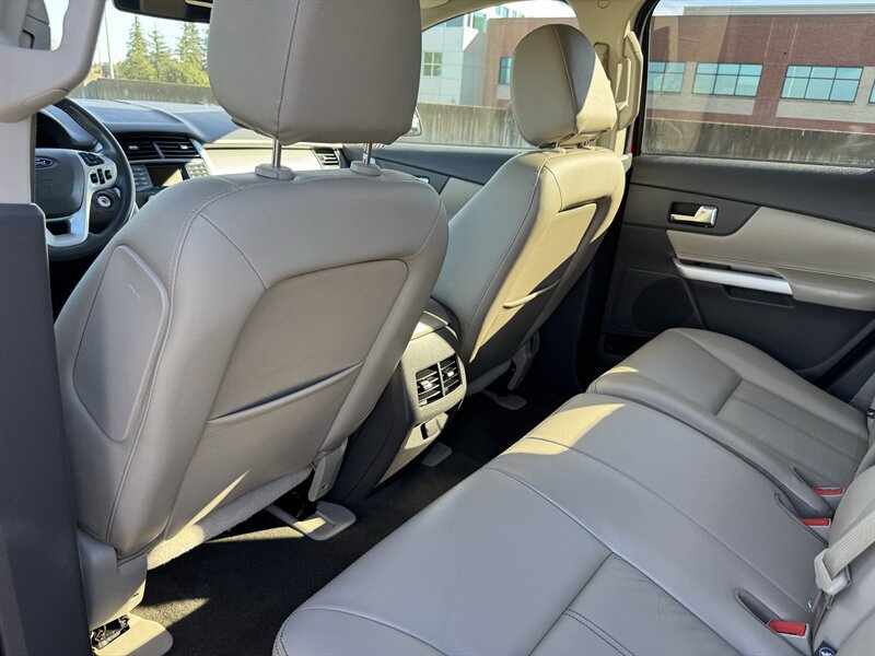 Used 2013 Ford Edge SEL AWD/4WD image 14