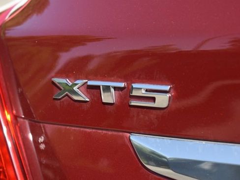 Certified 2017 Cadillac XT5 Luxury w/ Driver Awareness Package AWD/4WD image 14