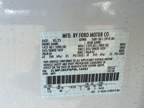 Used 2023 Lincoln Nautilus Reserve w/ Luxury Package image 30