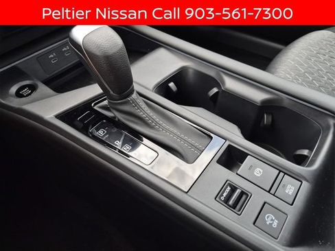 New 2026 Nissan Sentra SV w/ SV Convenience Package FWD image 22