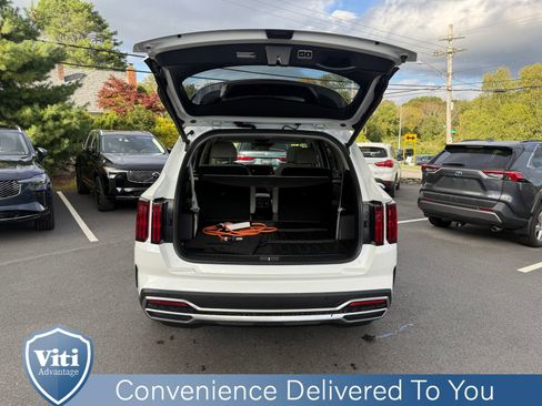 Used 2023 Kia Sorento SX Prestige image 23