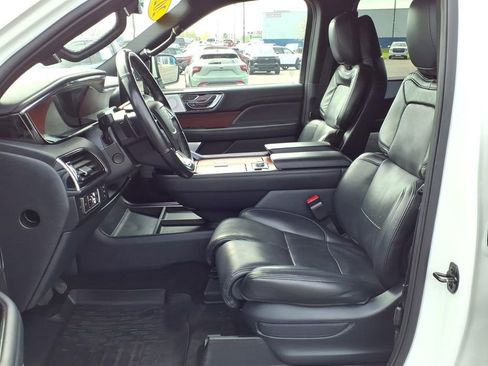 Used 2022 Lincoln Navigator L Reserve image 22