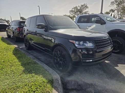 Used 2015 Land Rover Range Rover Supercharged AWD/4WD image 2