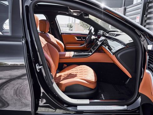 Used 2023 Mercedes-Benz S 580 4MATIC Sedan image 23