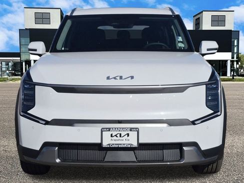 New 2026 Kia EV9 Wind image 3
