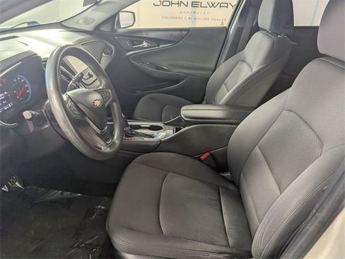 Used 2016 Chevrolet Malibu LT image 14