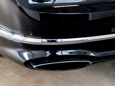 Used 2021 Bentley Flying Spur W12 image 25