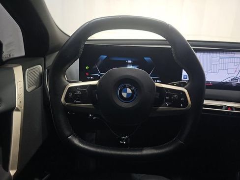 Used 2023 BMW iX xDrive50 w/ Premium Package image 12