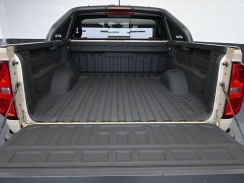 Used 2021 Chevrolet Colorado ZR2 w/ ZR2 Dusk Special Edition AWD/4WD image 34