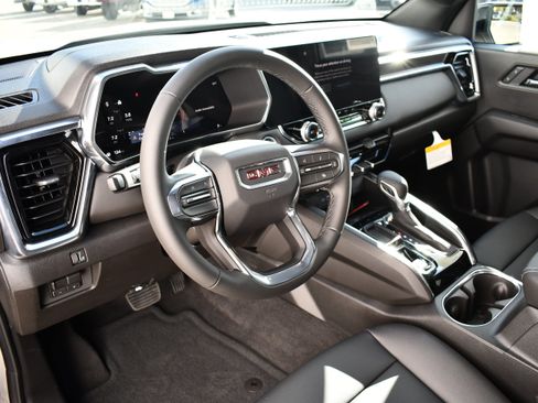 New 2026 GMC Canyon Elevation w/ Convenience Package image 12