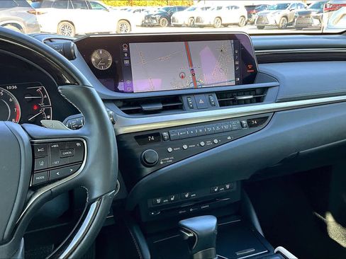Used 2019 Lexus ES 350 image 6