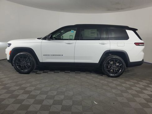 New 2025 Jeep Grand Cherokee L Limited image 7