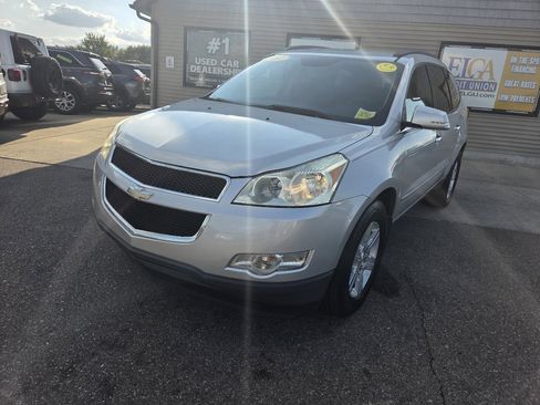 Used 2011 Chevrolet Traverse LT w/ Personal Connectivity Package image 1
