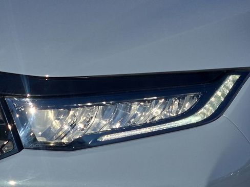 Used 2025 Honda Odyssey Elite image 7