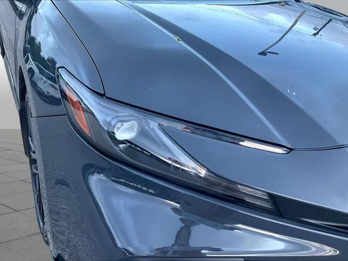 Used 2025 Toyota Camry SE w/ Convenience Package FWD image 28