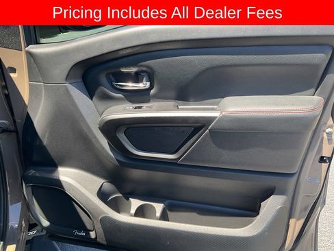 Used 2021 Nissan Titan PRO-4X w/ Pro-4x Convenience Package AWD/4WD image 45