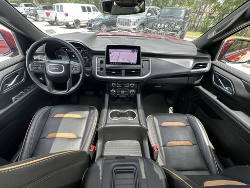 Certified 2021 GMC Yukon XL AT4 w/ AT4 Premium Package AWD/4WD image 21