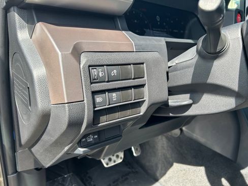 Used 2024 Toyota Tacoma TRD Sport AWD/4WD image 19