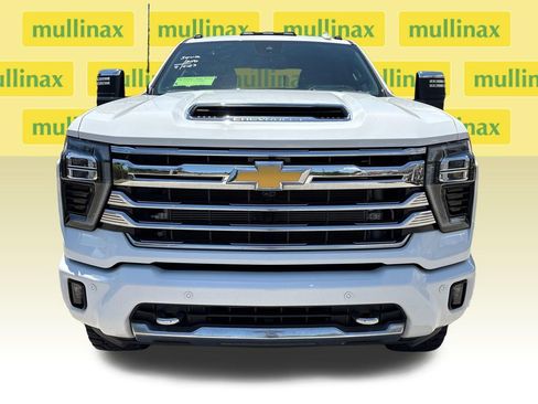 Used 2024 Chevrolet Silverado 3500 High Country w/ High Country Premium Package AWD/4WD image 14