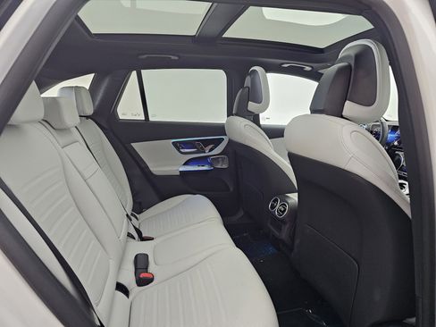 Certified 2025 Mercedes-Benz GLC 300 4MATIC image 24