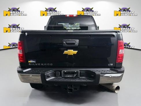 Used 2014 Chevrolet Silverado 2500 LTZ AWD/4WD image 6