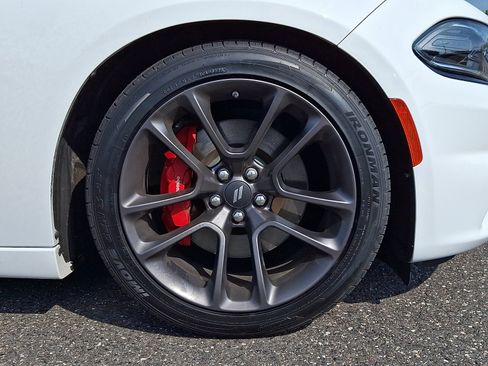 Used 2023 Dodge Charger SXT w/ Plus Group RWD image 8