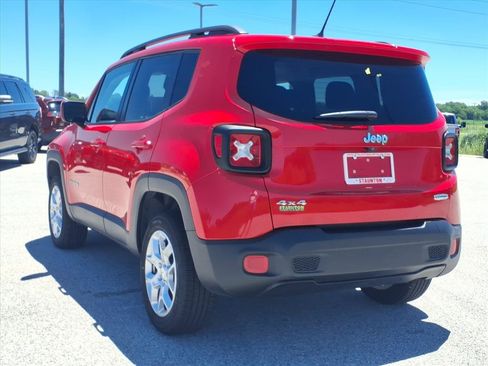 Used 2016 Jeep Renegade Latitude AWD/4WD image 27
