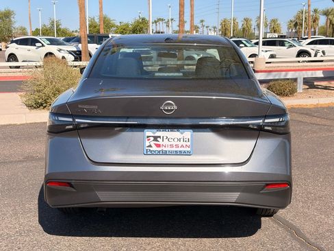 Certified 2026 Nissan Sentra SV w/ Floor Mat Package FWD image 5