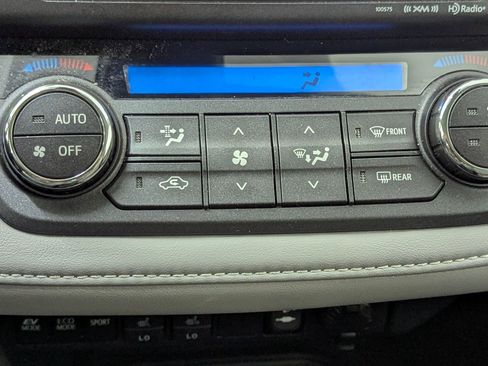 Used 2017 Toyota RAV4 Limited image 26