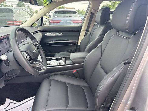 Used 2026 Genesis GV70 2.5T AWD/4WD image 13