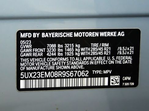 Used 2024 BMW X7 xDrive40i w/ M Sport Package AWD/4WD image 23