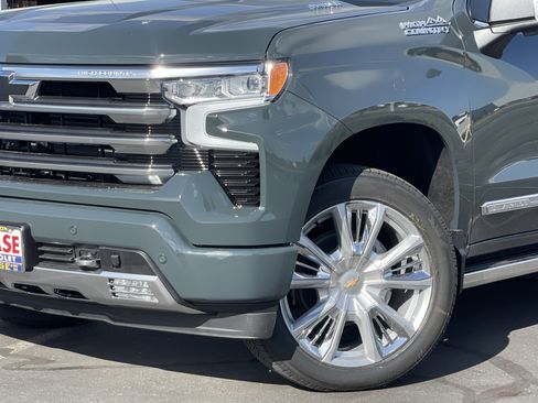 New 2026 Chevrolet Silverado 1500 High Country AWD/4WD image 2