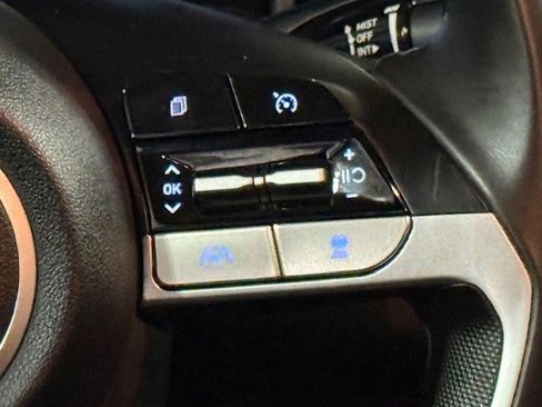 Used 2022 Hyundai Elantra SEL w/ Convenience Package image 27